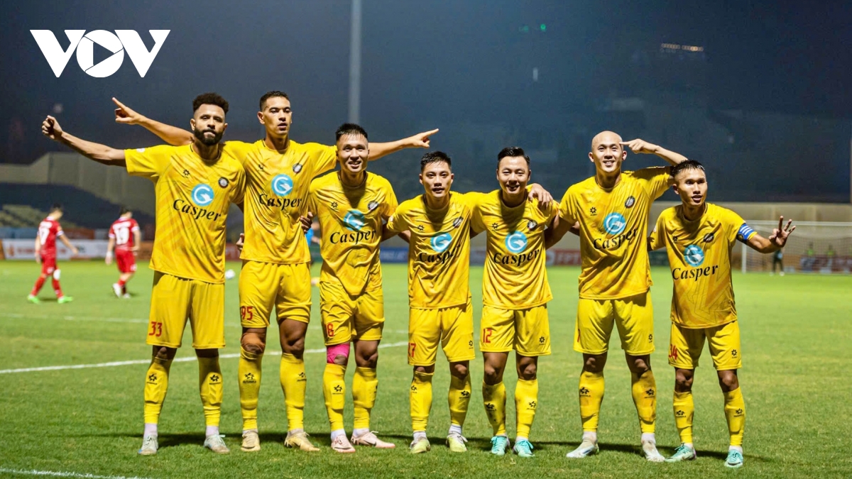 Đội hình tiêu biểu vòng 3 V-League 2024/2025: Ấn tượng HAGL và Thanh Hóa