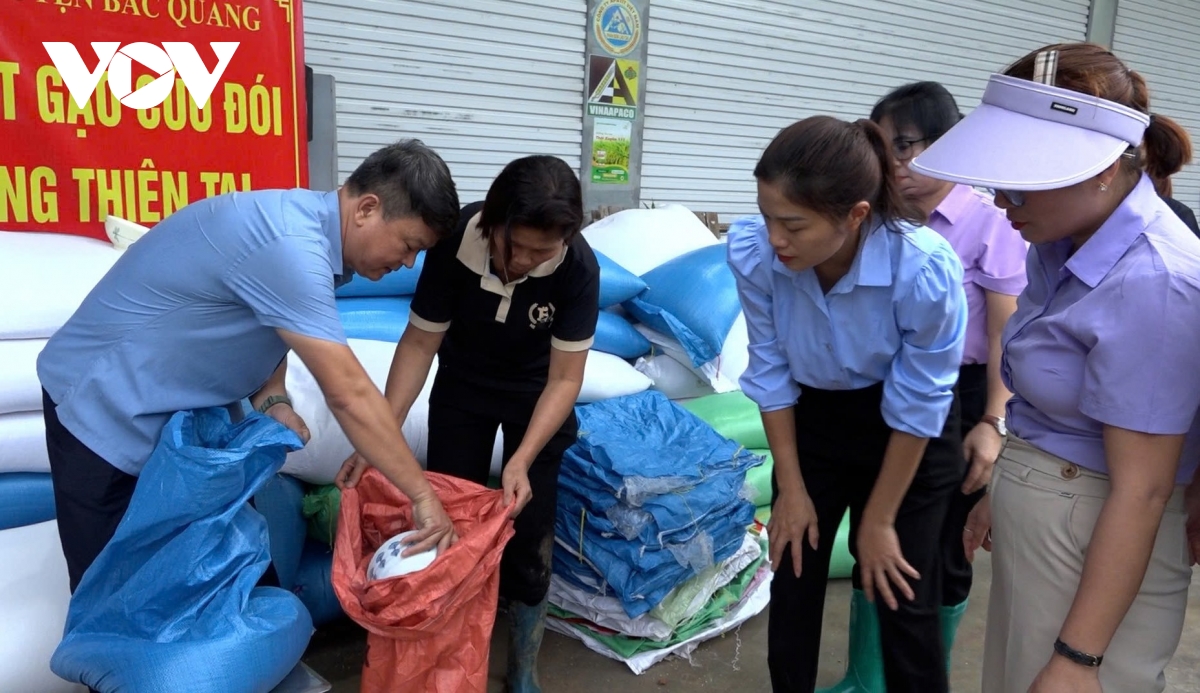 Hà Giang cấp phát trên 8,6 tấn gạo cho các hộ chịu ảnh hưởng của thiên tai