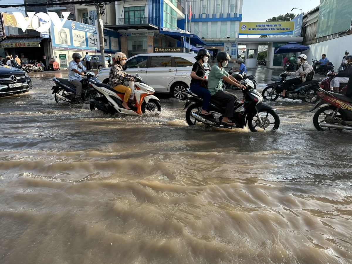 Dự báo triều cường ở Cần Thơ sẽ vượt báo động 3 trong thời gian tới