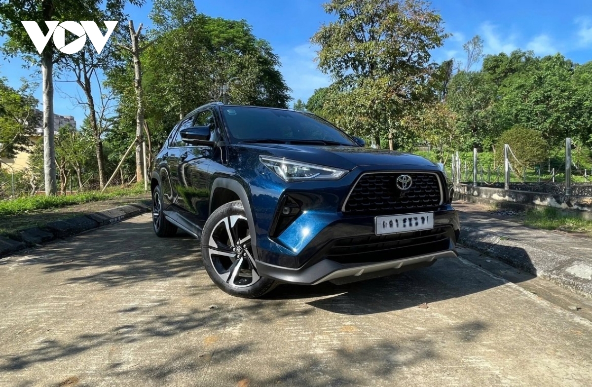 yaris_cross.jpg