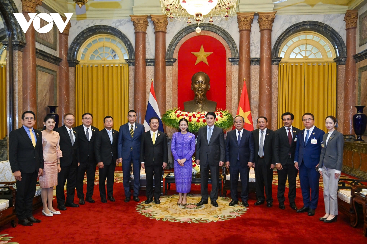 16_05_chu_tich_nuoc_luong_cuong_va_thu_tuong_thai_lan_paetongtarn_shinawatra_chup_anh_chung_20250516184745.jpg